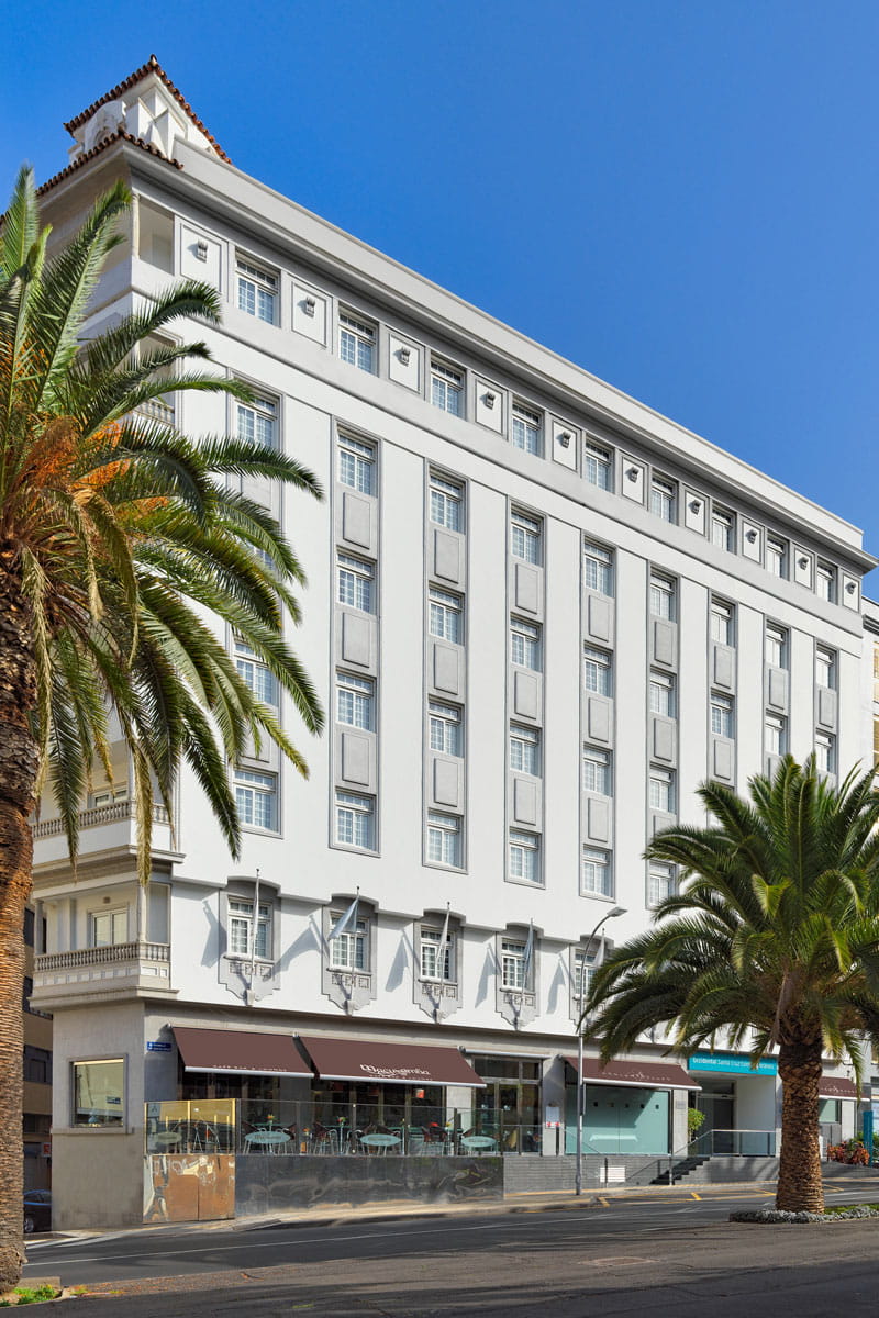 Occidental Santa Cruz Contemporaneo-2