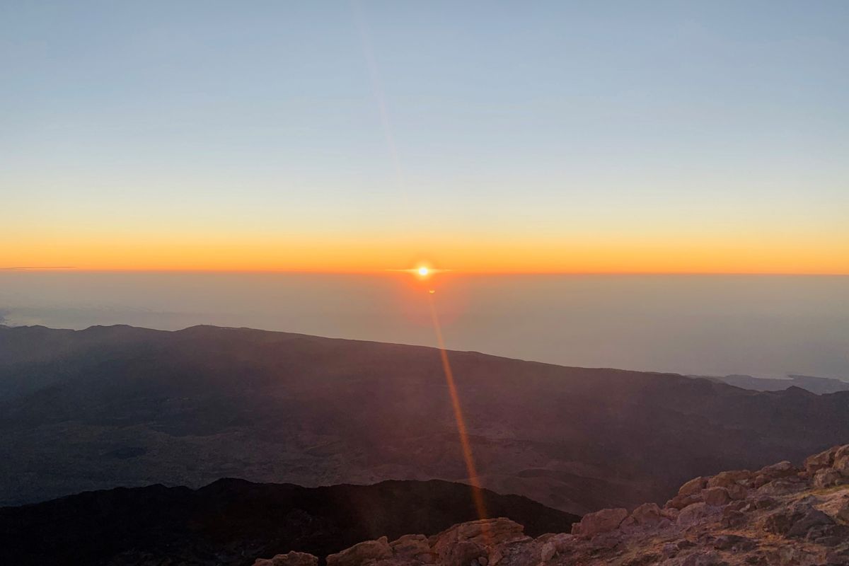 Sonnenaufgang über dem Nationalpark Teide, Teneriffa.