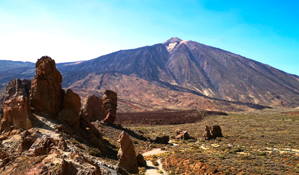 Teide-Berg und Felsformationen im Nationalpark Teide, Teneriffa.