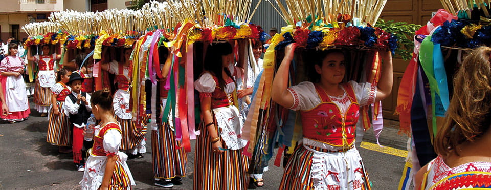 Cestos y Bollos de Santa Bárbara en Icod de Los vinos