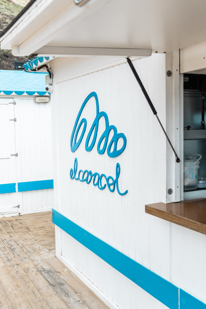 El Caracol-Logo auf einem Kiosk auf Teneriffa.