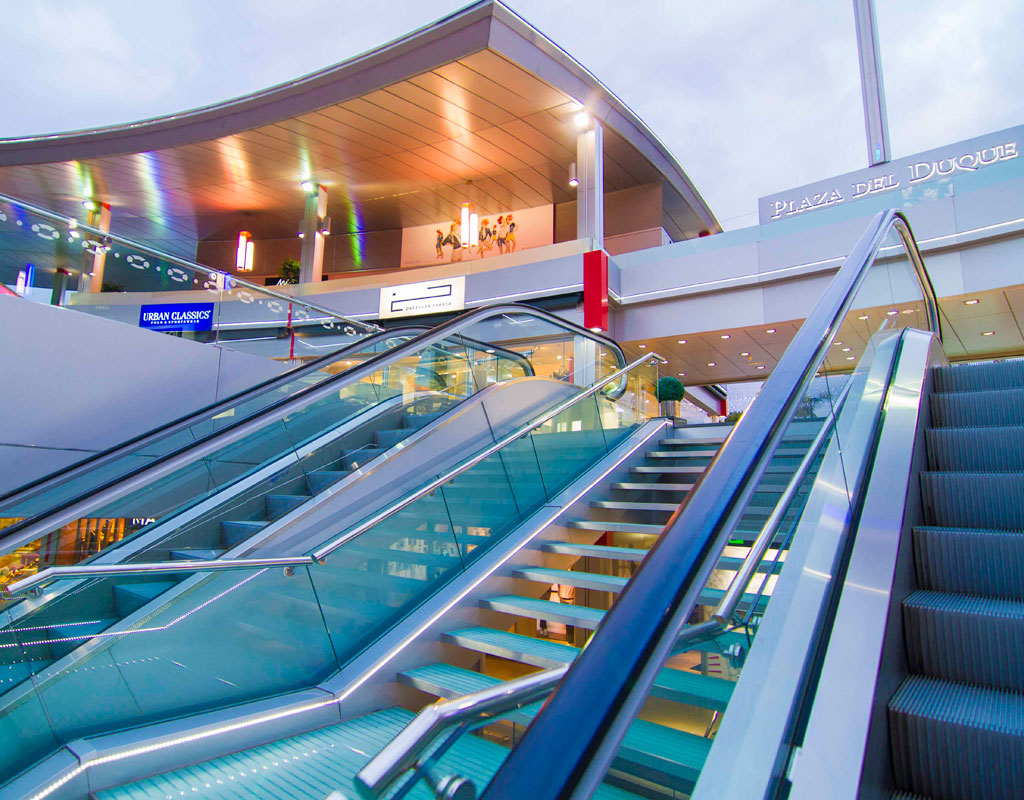 Centro Comercial Plaza del Duque-2